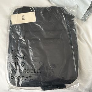 BÉIS Expandable Backpack